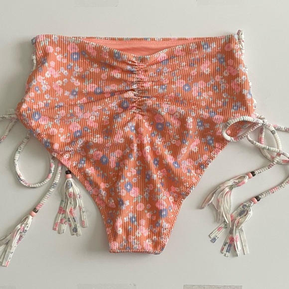 Altar'd State Women's Multi High Rise Bikini Bottom NEW - Picture 2 of 5